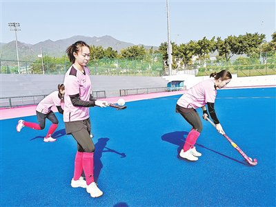 星空体育官网-成为冬训首选地|曲棍球|云浮日报|吉林|吉林女子曲棍球队|女子曲棍球_新浪体育_新浪新闻